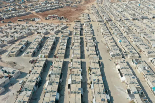 صورة من الجو لمشروع سكني للنازحين افتتحته تركيا في إدلب بشمال سوريا في 13 نوفمبر الماضي (إ.ب.أ)