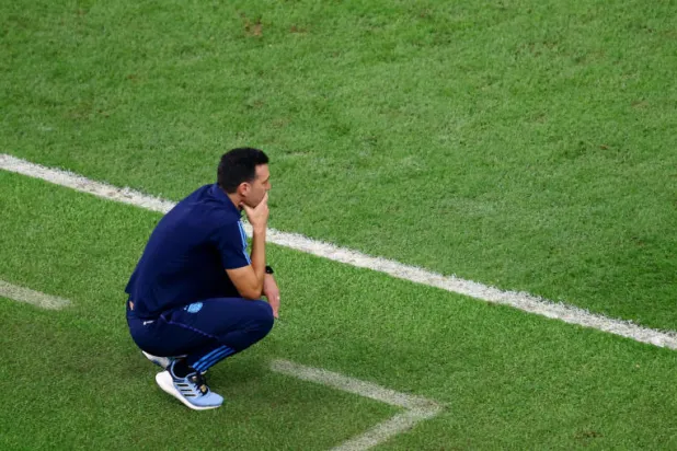 مدرب الأرجنتين كان سعيداً بالتأهل (رويترز)