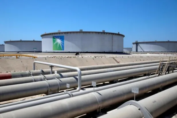 Tesis yılda 1,65 milyon ton etilen üretme kapasiteli, bölgede rafineri ile entegre ilk olacak rafine teknolojisini içerecek (Reuters)