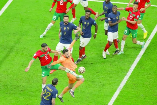 هوغو لوريس لعب دوراً حاسماً في الفوز على المغرب في المربع الذهبي (أ.ف.ب)