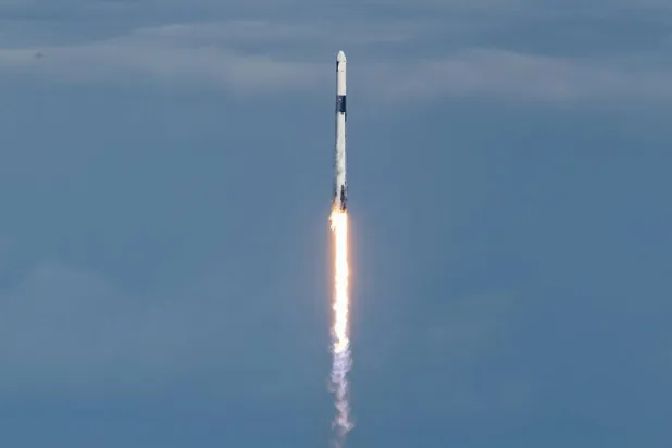 Uçaktaki bütün yolcular roketin fırlatılışını baştan sona izledi (NASA)

