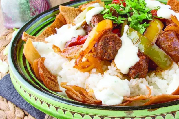 سجق شرقي بصوص الزبادي... مزيج مصري لبناني