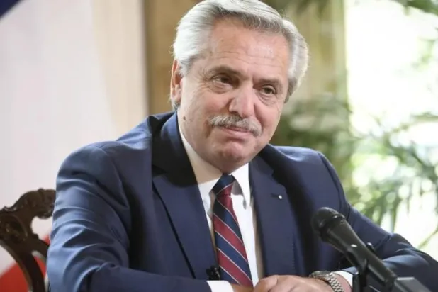 ألبرتو فرنانديز لن يحضر إلى قطر لمتابعة النهائي المونديالي (أرشيفية)