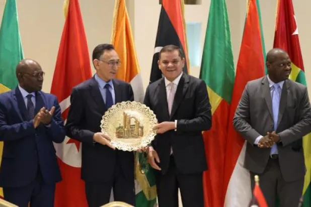 الدبيبة مشاركاً في اجتماع «مصرف الساحل والصحراء» بطرابلس (حكومة «الوحدة»)