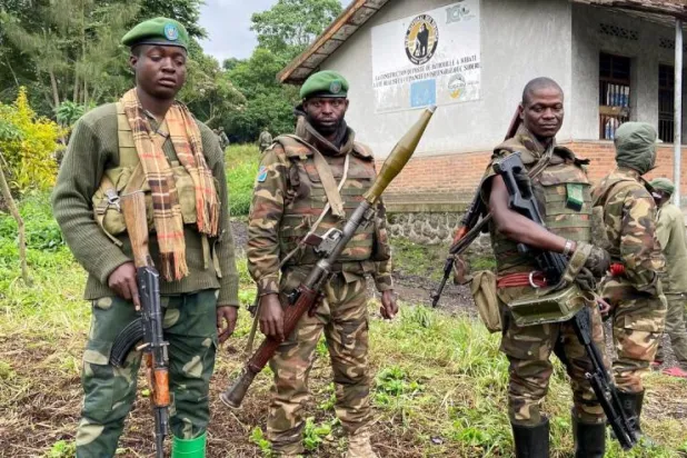 جنود من جمهورية الكونغو الديمقراطية في مواقعهم بتاريخ 9 يونيو 2022 (رويترز)