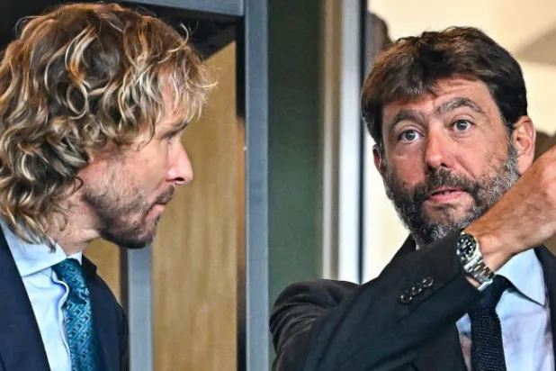 أنييلي بعث برسالة محزنة لموظفي النادي الإيطالي (إ.ب.أ)