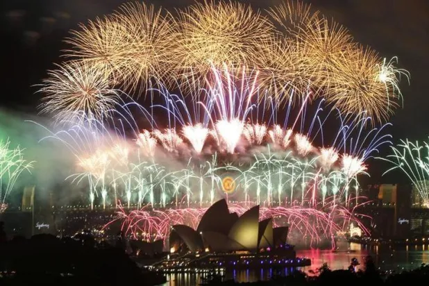 احتفالات بقدوم سنة جديدة في أستراليا (رويترز)