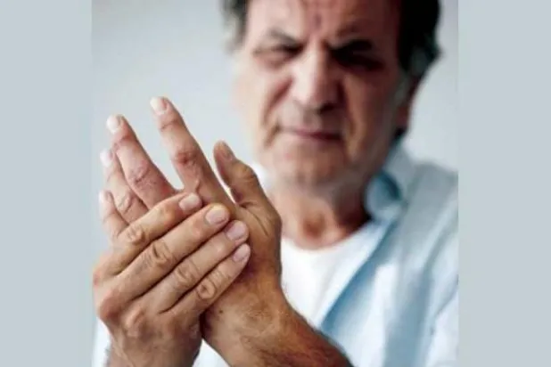 ألم مزمن في اليد يصيب الناجين من السكتات الدماغية