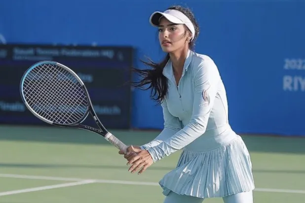 يارا الحقباني نجمة سعودية يافعة في لعبة التنس (الشرق الأوسط)