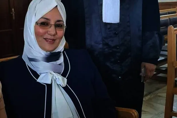 الجزائر کی سابق رکن پارلیمنٹ نعیمہ صالحی 