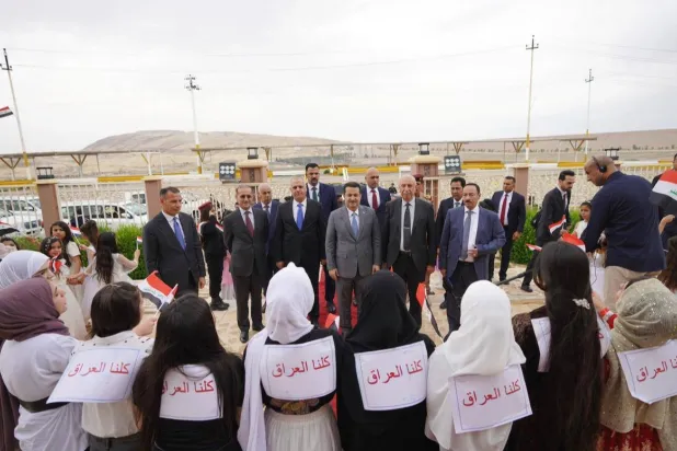 صورة وزعها مكتب السوداني لزيارته لنينوى