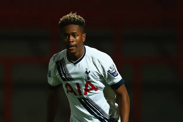 نجم توتنهام السابق شايون هاريسون يعيد  إحياء مسيرته في رومانيا (غيتي)