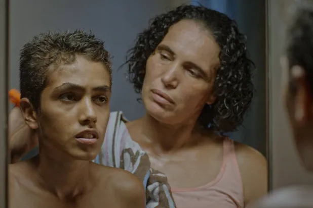 مشهد من الفيلم (الشرق الأوسط)