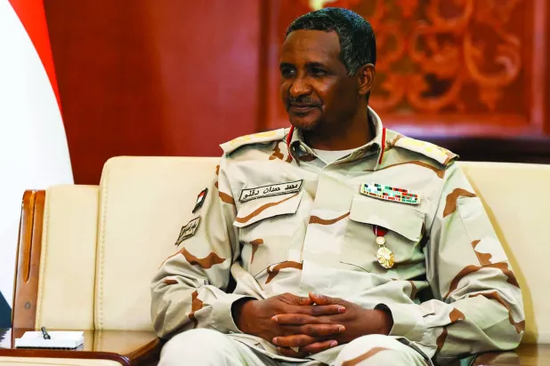 محمد حمدان دقلو (حميدتي) تم تجريده من منصبه الرئاسي (أ.ب)