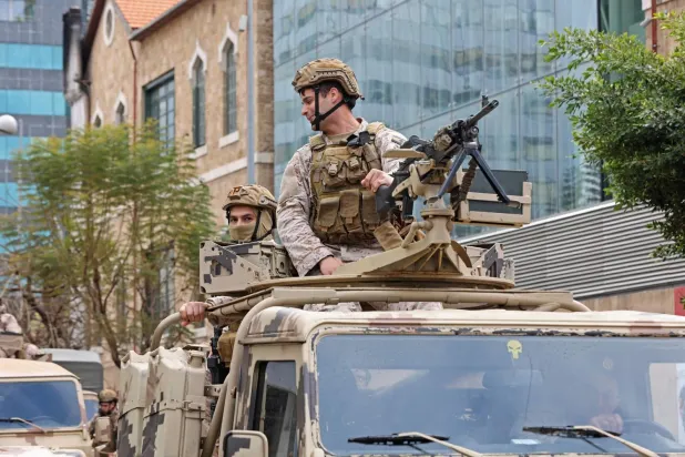 Beyrut'taki Lübnan ordusu askerleri (AFP)