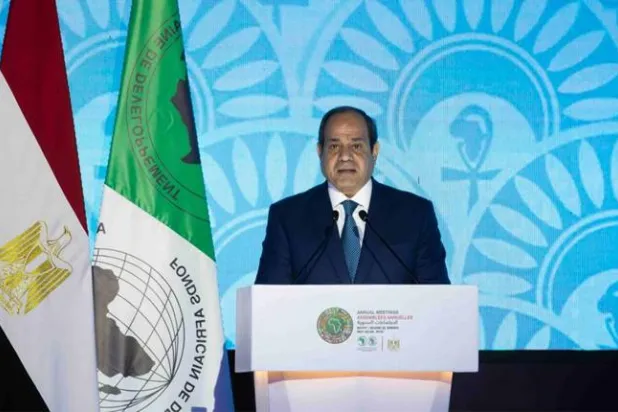 الرئيس عبد الفتاح السيسي خلال افتتاح الاجتماعات السنوية لبنك التنمية الأفريقى بشرم الشيخ (موقع الرئاسة)