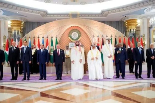 Arap Zirvesi, üç ilke uyarınca Yemen krizine siyasi çözüm desteğini açıkladı (Reuters)