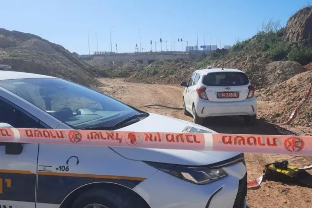 Hadera kentinde Arap vatandaşının öldürüldüğü yer (İsrail polisi)