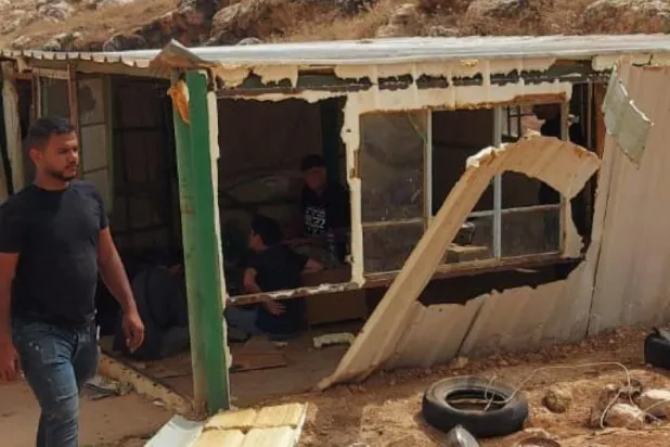 Ein Samia sakinleri zorla yerinden ediliyor (B’Tselem)