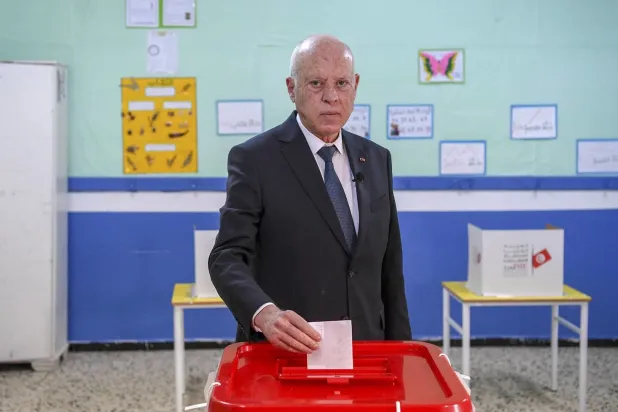 Tunus Seçim Komisyonu’ndan Cumhurbaşkanı Said’in siyasi rotasına yönelik adım