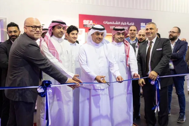 جانب من افتتاح معرض الصوت والإضاءة أمس بالرياض (الشرق الأوسط)