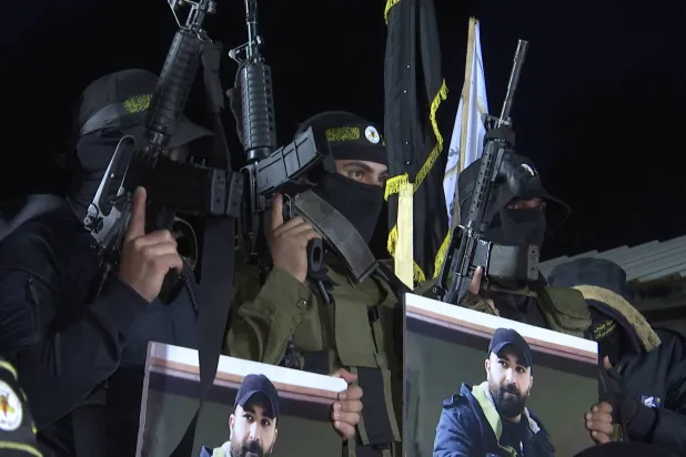 "جنین بریگیڈ" کے مسلح افراد یادگاری میلے میں(الشرق الاوسط)