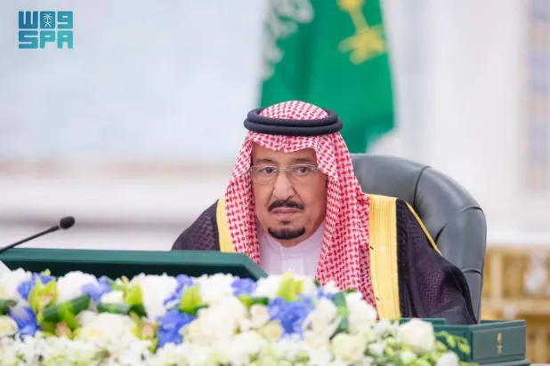 خادم الحرمين الشريفين خلال ترؤسه جلسة مجلس الوزراء (واس)