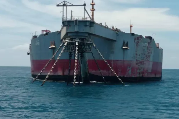 ناقلة النفط المتهالكة صافر (الشرق الأوسط)