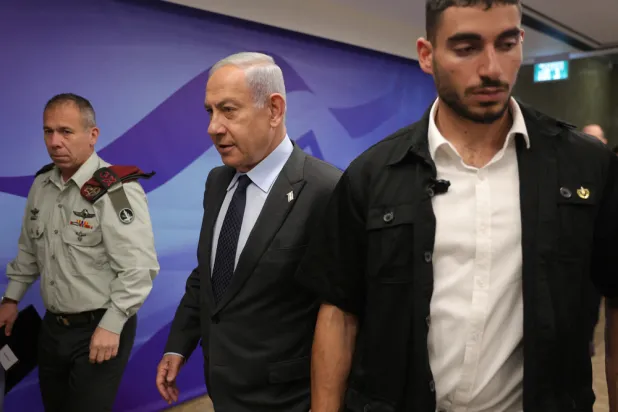 Netanyahu 30 Nisan'da kabine toplantısında (AP)