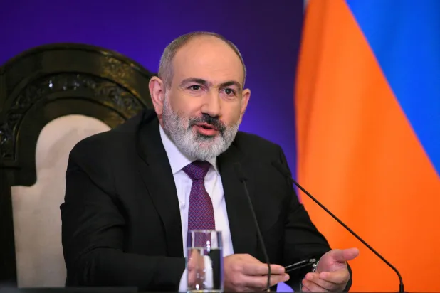 رئيس الوزراء الأرميني نيكول باشينيان (أ.ف.ب)