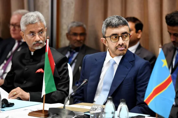 الشيخ عبد الله بن زايد خلال مشاركته في اجتماع مجموعة «بريكس» في جنوب أفريقيا (وام)