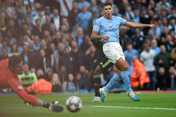 قدم رودري مستويات قوية للغاية مع مانشستر سيتي هذا الموسم (أ.ف.ب)