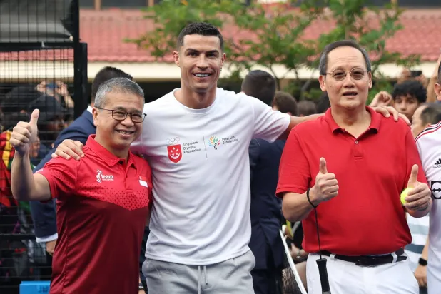 رونالدو خلال جولة في شرق آسيا مؤخراً (أ.ف.ب)