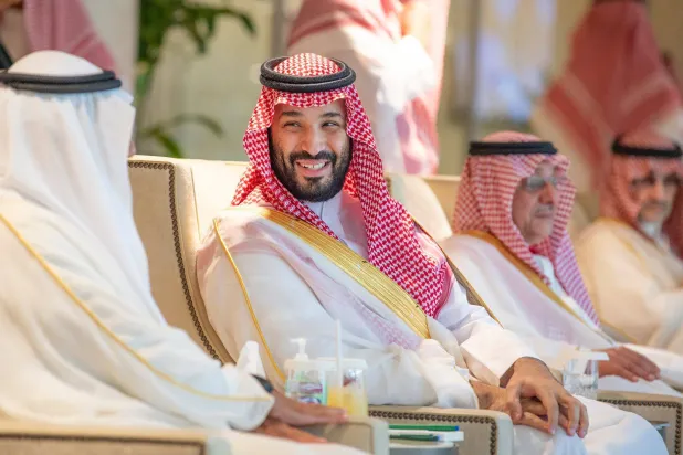 شاهزاده محمد بن سلمان، ولیعهد سعودی، در حال مشاهد بازی فینال جام پادشاهی در جده (SPA)