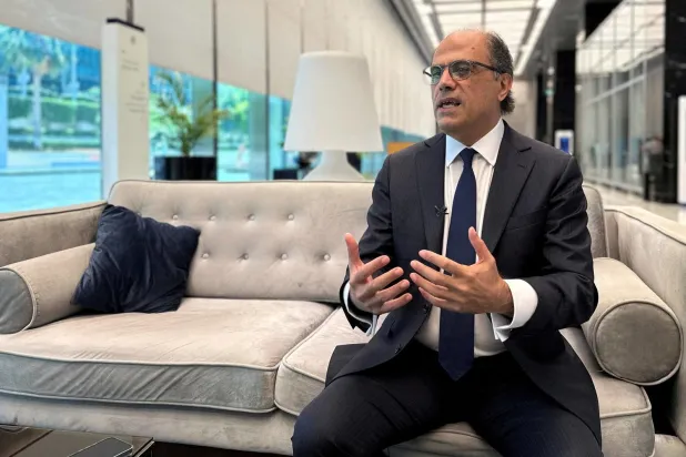 Muhalidlerin desteklediği cumhurbaşkanı adayı Cihad Azur (Reuters)