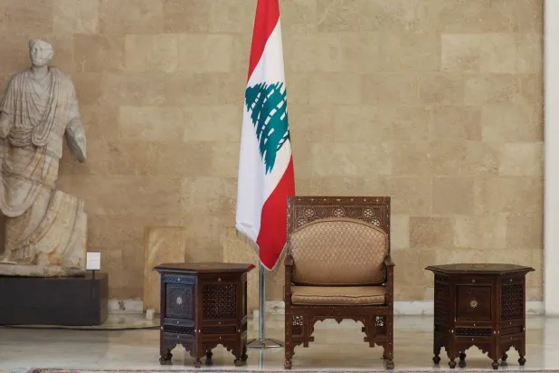 لبنانی صدارتی کرسی گزشتہ یکم نومبر سے خالی پڑی ہے (رائٹرز)