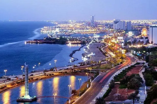 الجاني أضرم النار في سيارة صديقه المغدور به داخل مرآب سيارات في جدة (الشرق الأوسط)