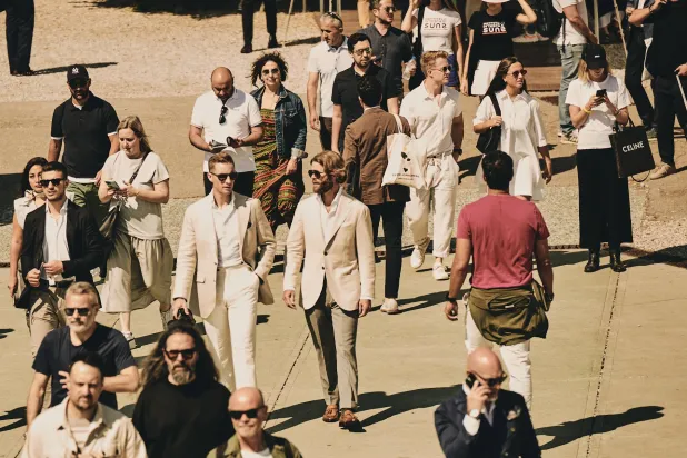 شتان بين حضور «بيتي أومو» المتأنقين في السابق وبينهم اليوم (خاص)