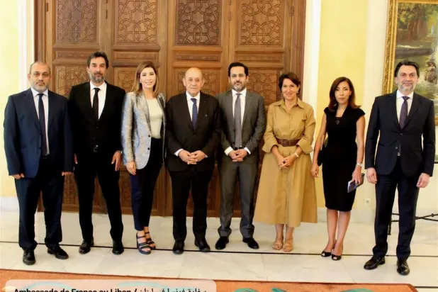 Değişim Bloğu vekilleri ile Fransız delegesi. (Beyrut'taki Fransız Büyükelçiliği)