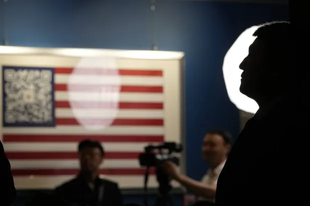 السفارة الأميركية تواصلت مع «الخارجية» الروسية لمناقشة الوضع الأمني بعد تمرد «فاغنر» (أ. ب)