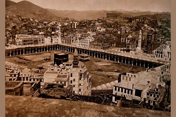 "الشرق الاوسط" فتح رسول ﷺکے بعد سے مسجد الحرام کے فن تعمیر کی نگرانی کر رہا ہے