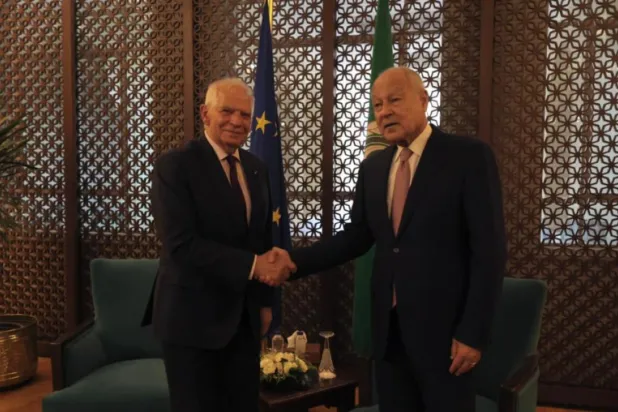 Arap Birliği AB bakanlar toplantısı Suriye nedeniyle ertelendi