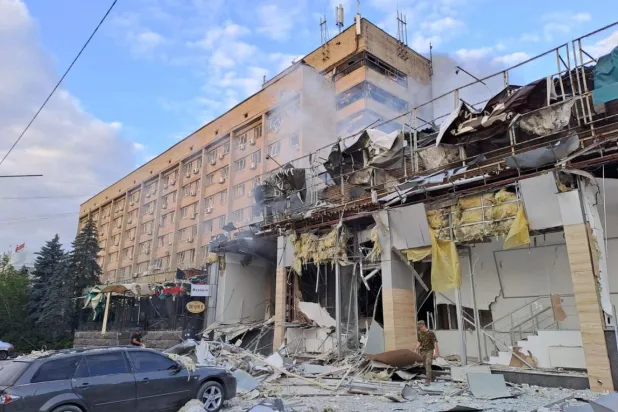 Kiev yönetimi sivillerin hedef alındığı olayı kınarken, şehirde 30 Haziran - 2 Temmuz arasında yas ilan edildi (Reuters)