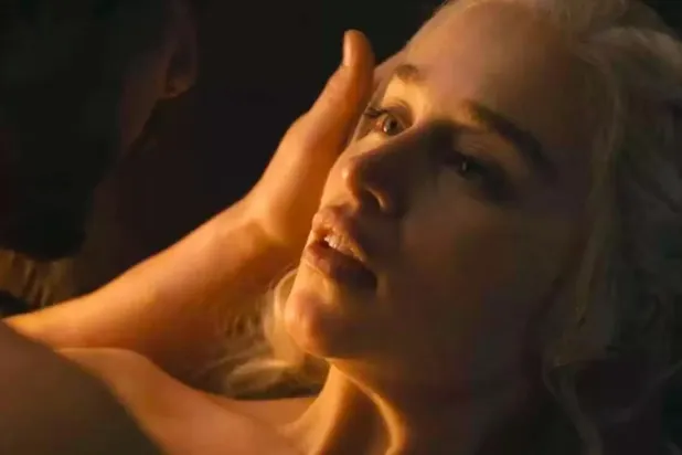 Emilia Clarke'tan Game of Thrones'un 'olay sahnesine' ilişkin açıklama: "O günü hatırlıyorum"