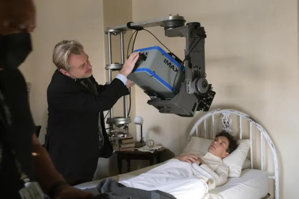 Filmde Cillian Murphy, nükleer silahların geliştirilmesinde büyük rol oynayan teorik fizikçi J. Robert Oppenheimer'ı canlandırıyor (AP) 