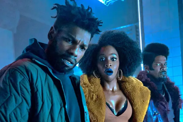 Tyrone'u Klonlamışlar, Rotten Tomatoes'dan 100 üzerinden 92 puan almayı başardı (Netflix)