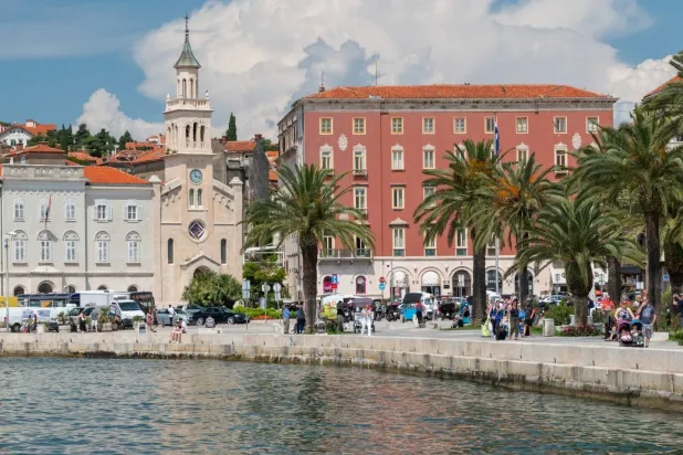 مقصد محبي الشواطئ بأسعار لا تزال مقبولة (نيويورك تايمز)