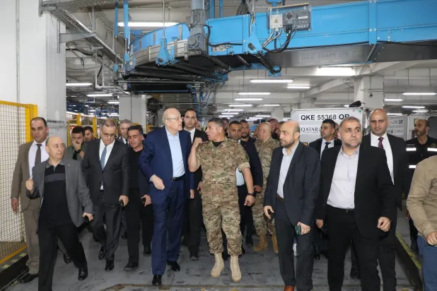 Lübnan Başbakanı Necib Mikati, Beyrut Havalimanı’nda incelemelerde bulundu. (Dalati & Nohra)