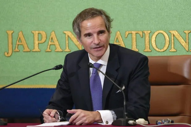 رئيس الوكالة الدولية للطاقة الذرية رافايل غروسي (إ.ب.أ)