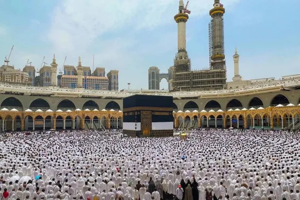 Friday prayers at al-Masjid al-Haram (SPA)
